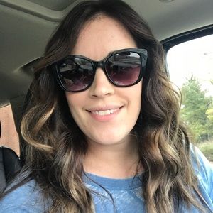 Meet your Posher, Andrea